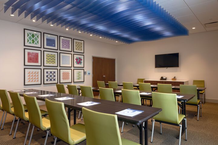 Holiday Inn Express & Suites Tulsa Downtown by IHG