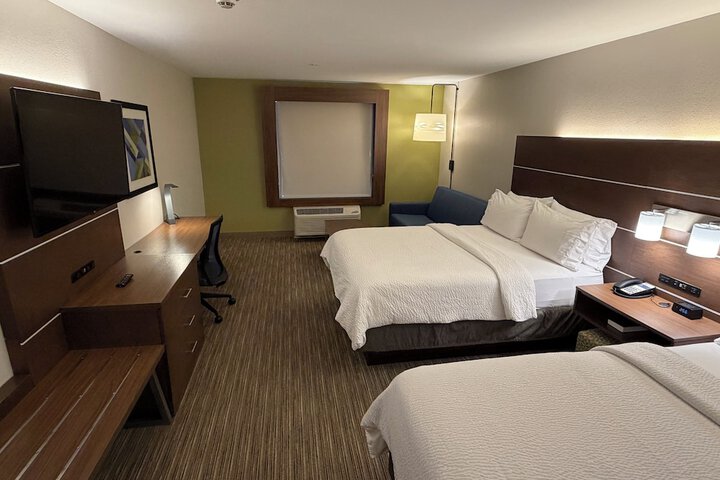 Holiday Inn Express & Suites Hannibal - Medical Center by IHG