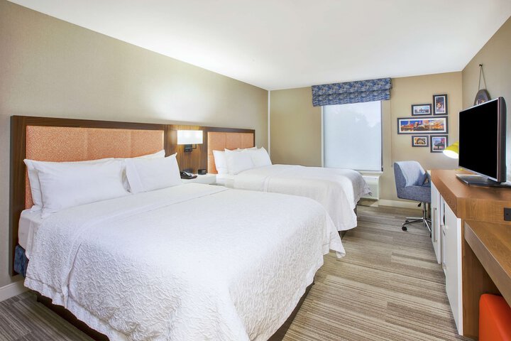 Room 6 of 22