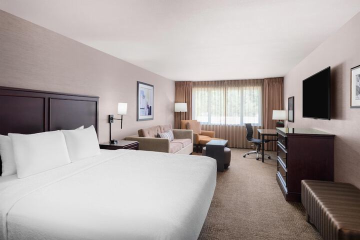 Eastgate Hotel BW Signature Collection
