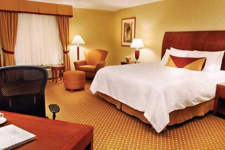 Room 10 of 22