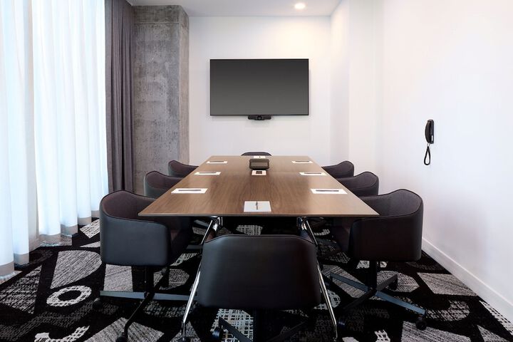 Courtyard by Marriott Montreal Laval
