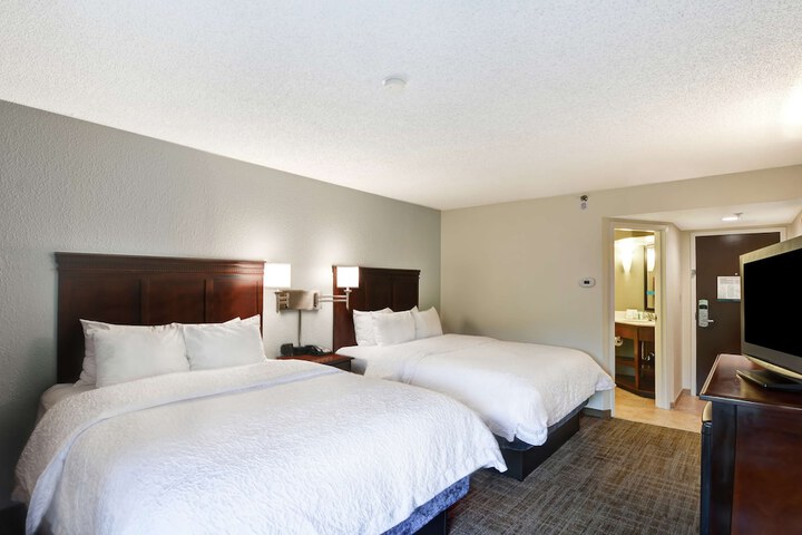 Room 34 of 52