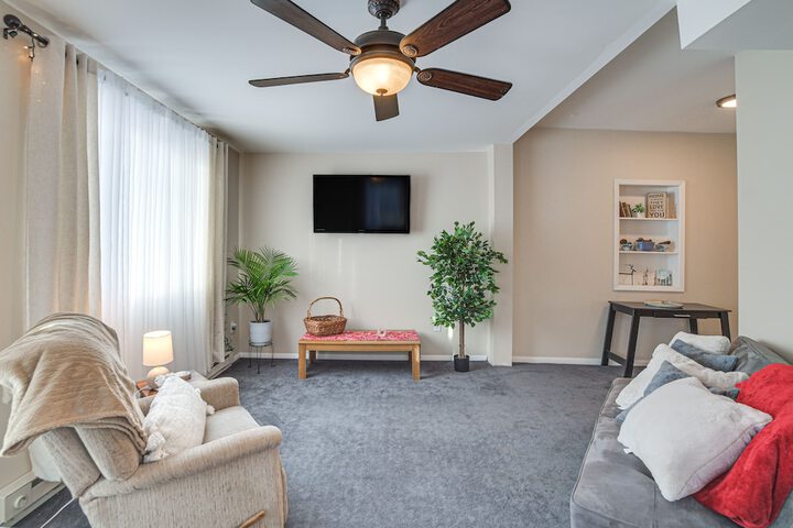 Charming Crookston Home: Walk to Downtown!