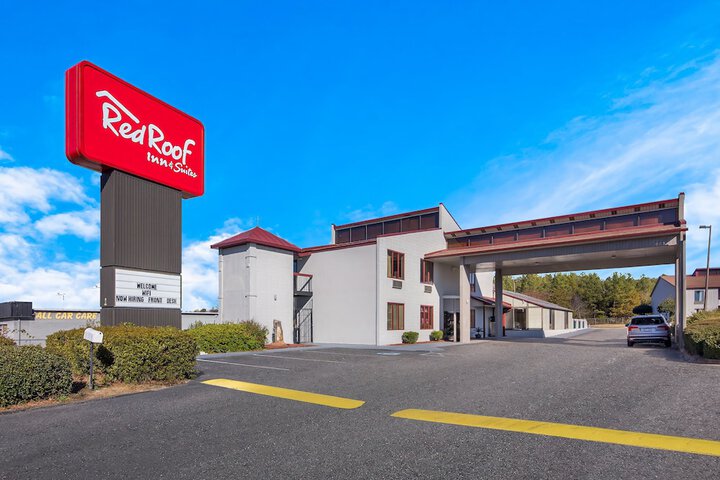 Red Roof Inn & Suites Monroe NC