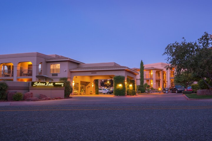 Hotel 5 of 53