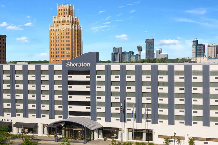 Sheraton Niagara Falls