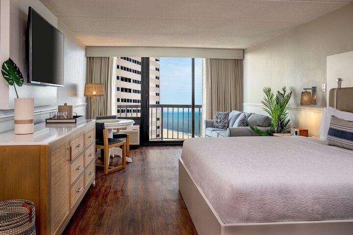 Room 21 of 74