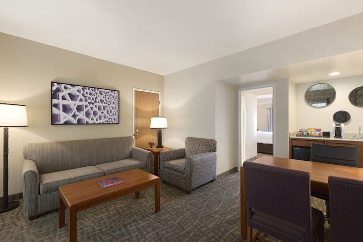 Embassy Suites by Hilton Santa Ana Orange County Airport