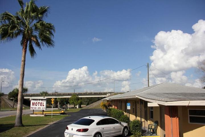 Hotel 6 of 30