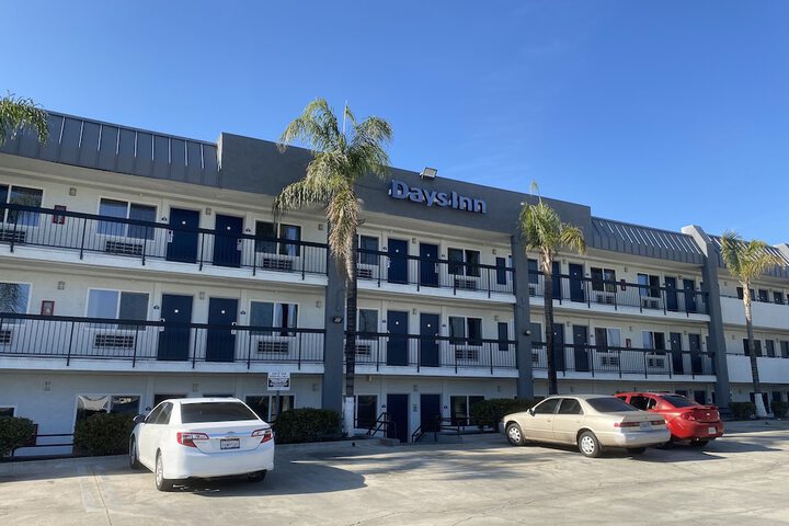 Days Inn by Wyndham Ontario Airport