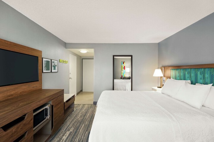 Room 14 of 31