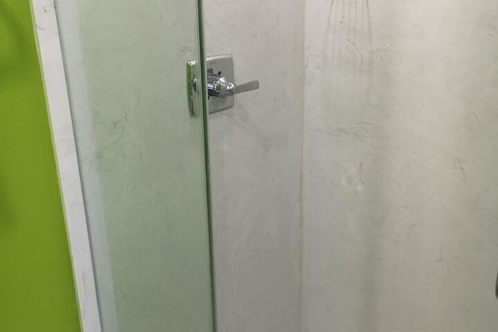 Room 14 of 20
