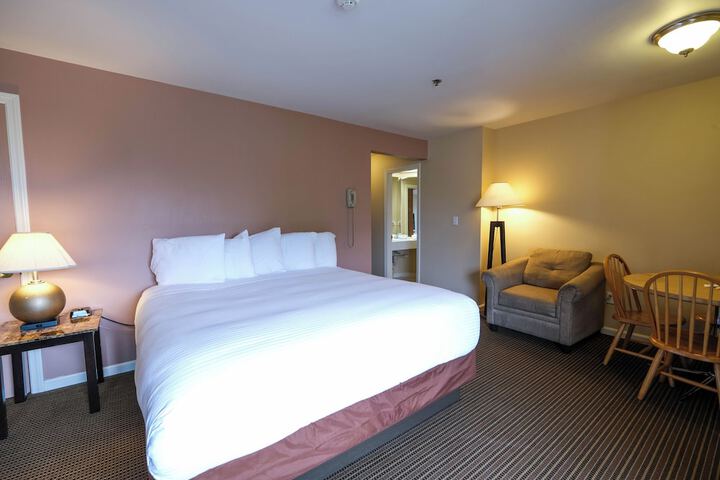 Aspinquid Resort