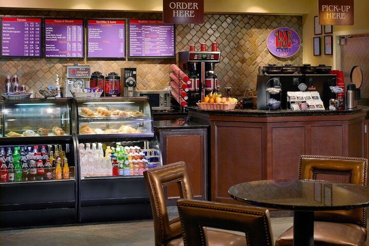 Breakfast/Coffee Service 70 of 79
