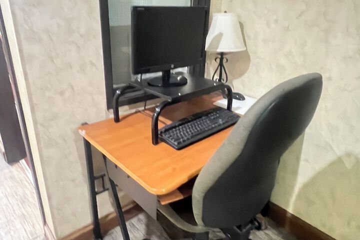 Econo Lodge Oacoma - Chamberlain West