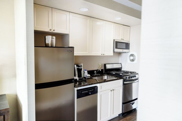 The Windsor Suites
