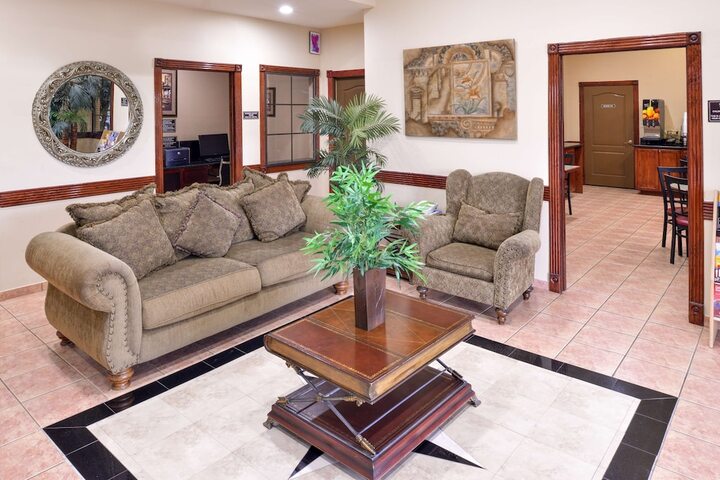 Hotel Interior 7 of 33