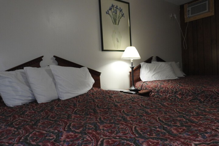 Room 19 of 34