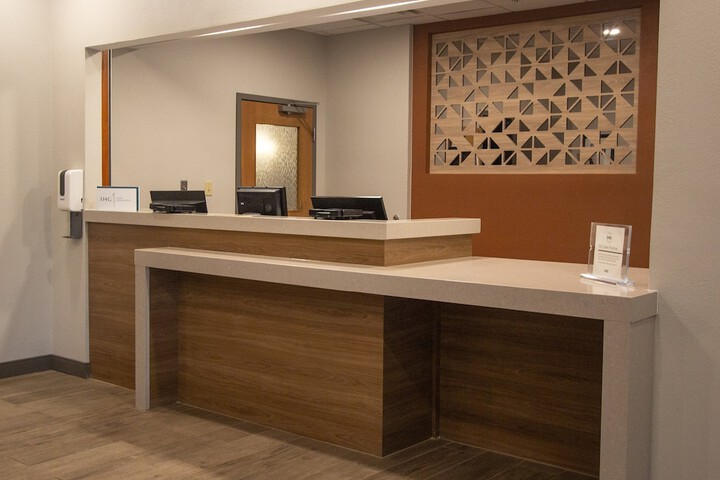 Hotel 6 of 41