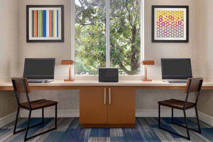 Holiday Inn Express Hotel & Suites Auburn - University Area by IHG