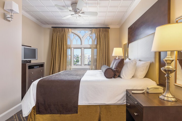 WorldMark Seattle - The Camlin