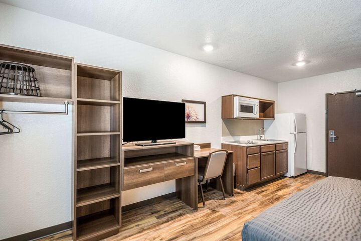 Room 21 of 25