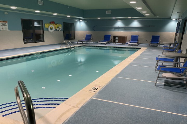 Pool 13 of 49