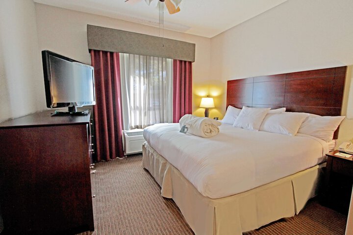 Room 53 of 81