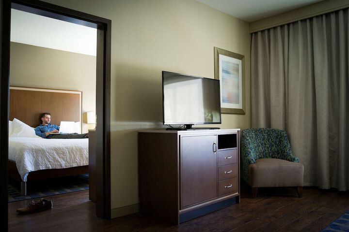 Room 32 of 78