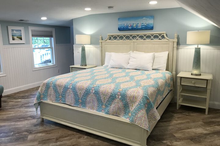 Room 33 of 87