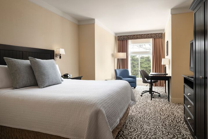 Room 17 of 30