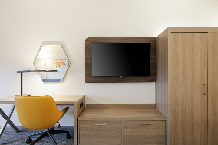 Holiday Inn Express Hotel & Suites Pleasant Prairie-Kenosha by IHG