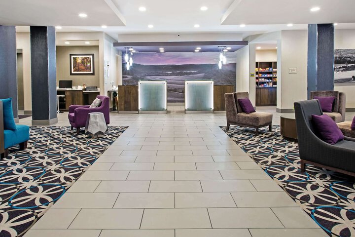 Hotel Interior 8 of 36
