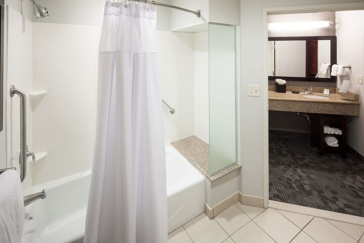 Room 21 of 47