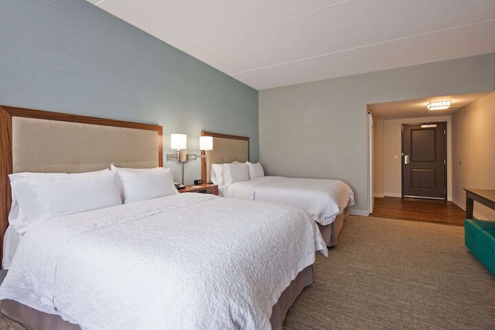 Hampton Inn & Suites North Huntingdon-Irwin