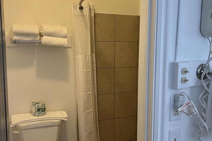 Room 49 of 65