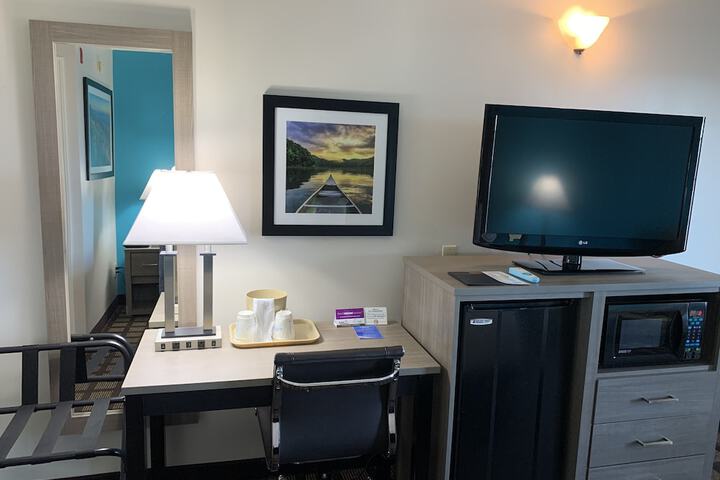 Room 18 of 37