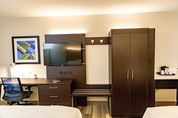 Holiday Inn Express Columbus-Dublin by IHG