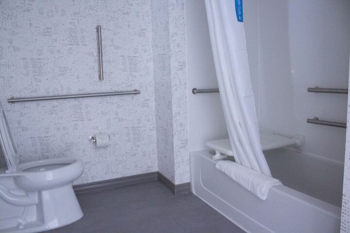 Room 53 of 89