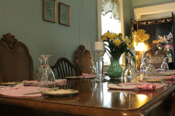 Dining 63 of 67
