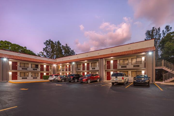 Hotel 11 of 54