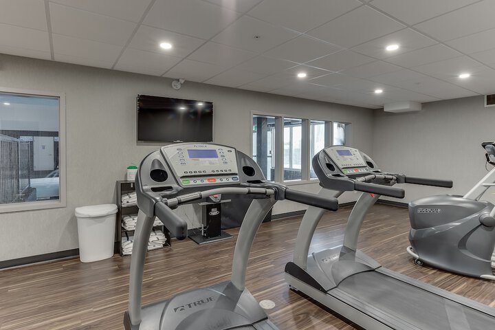 Home Inn & Suites Saskatoon South