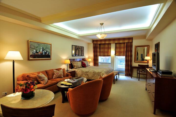 Room 162 of 185