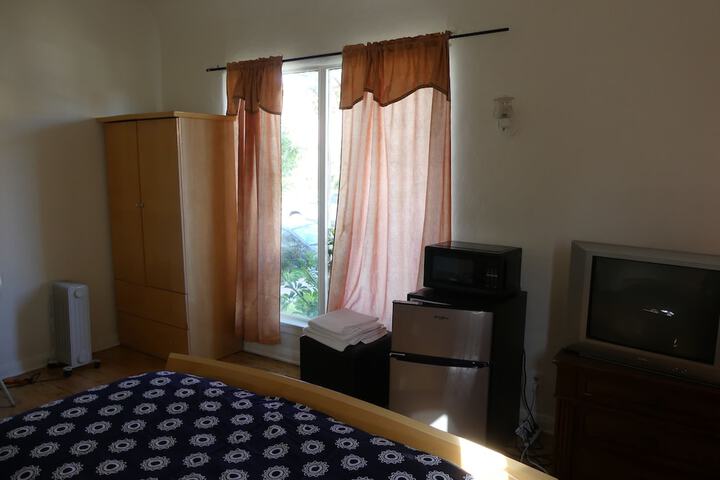 Room 52 of 57