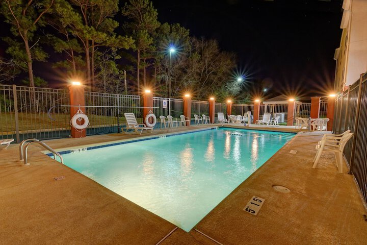 Pool 7 of 40