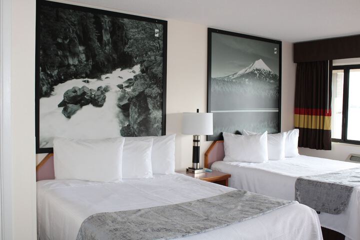 Room 11 of 22