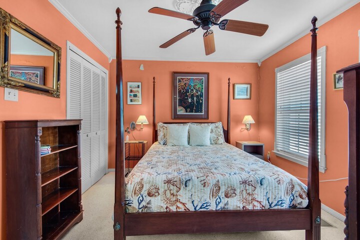 Room 22 of 31