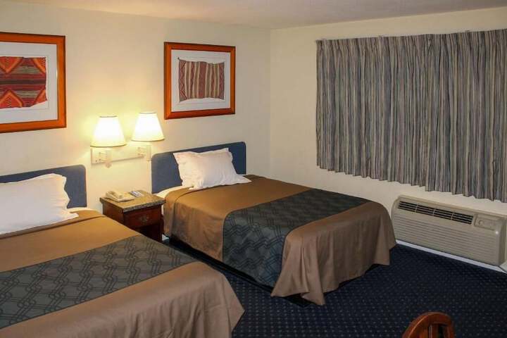Room 6 of 22