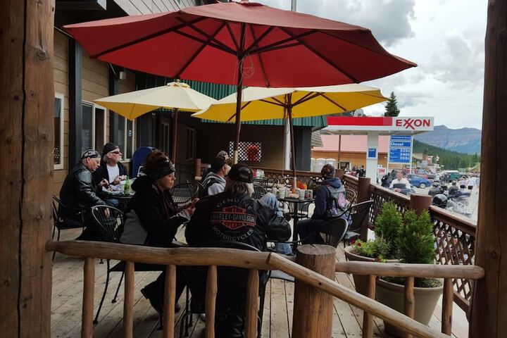 Terrace/Patio 26 of 27